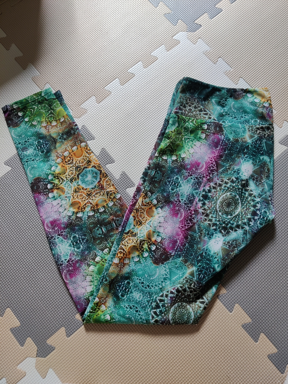 Onzie Kaleidoscope Print Leggings - Teal, Purple & Gold